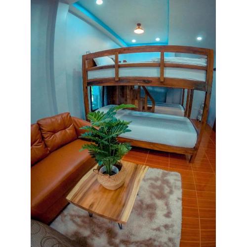 Naibaan Bed and Cafe