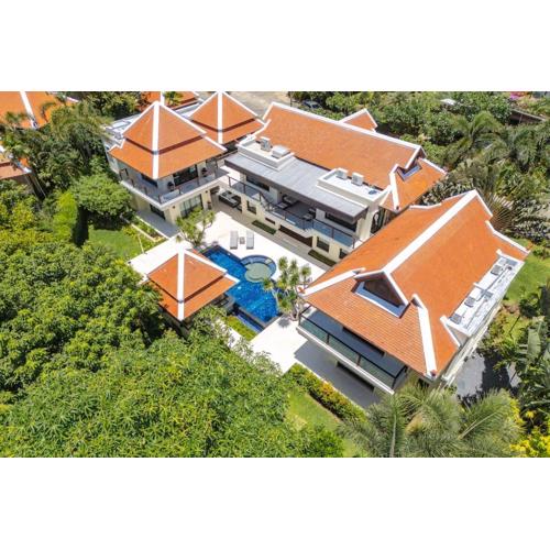 Naiharn 4br Private Pool Villa close to Beach