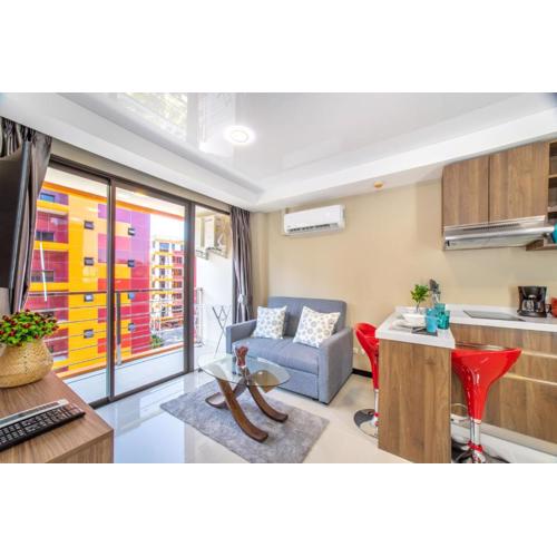 Naiharn Beach 1BR квартира S608 by IBG Property