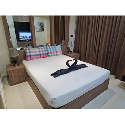 Nam talay studio room city view wifi smart 4k tv