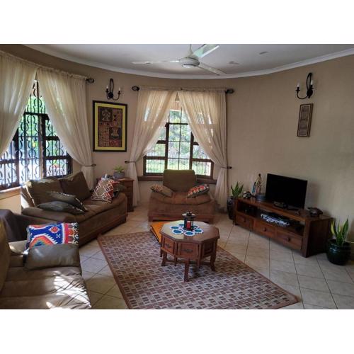 Namangi Cottage, Country Living in Dar