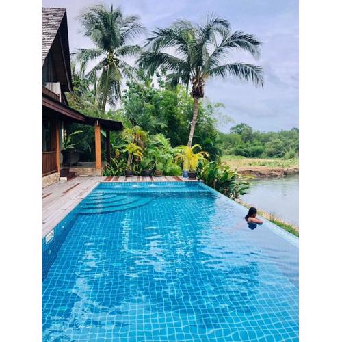 Nanai Resort Salakphet