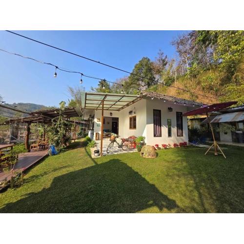 Napa White Villa river front