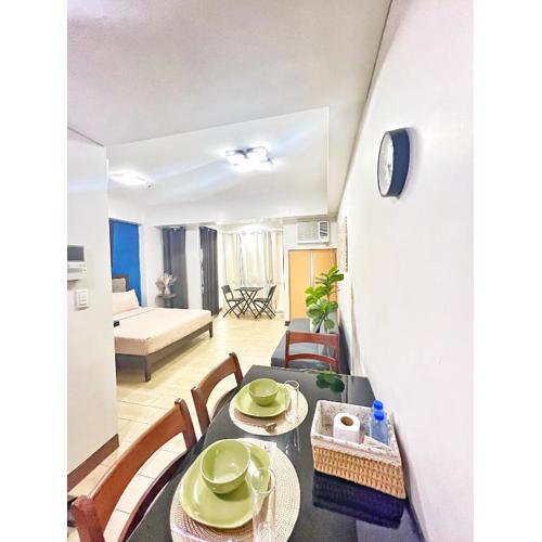 Nara Homes at Palm Tree Villas in front of NAIA T3