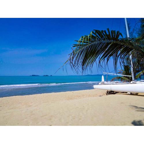 Natural Villas -Front Samet Beach house with Pool