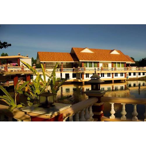 Naya Park View Hotel