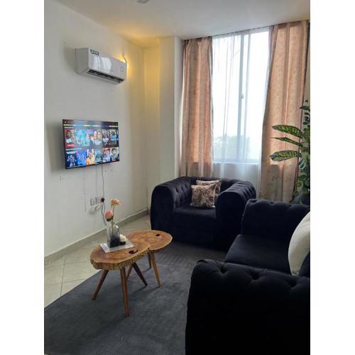 Naye Home 1 bedroom close to Mlimani City Mall with WiFi