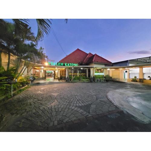 Ndalem Katong Guest House Ponorogo