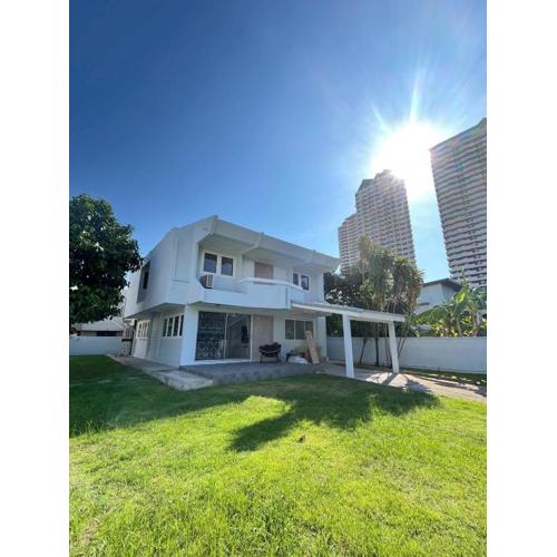 Near Airport 2nd room for 2,8K & 3rd for 1,8K & 4th only 300B INBOX!