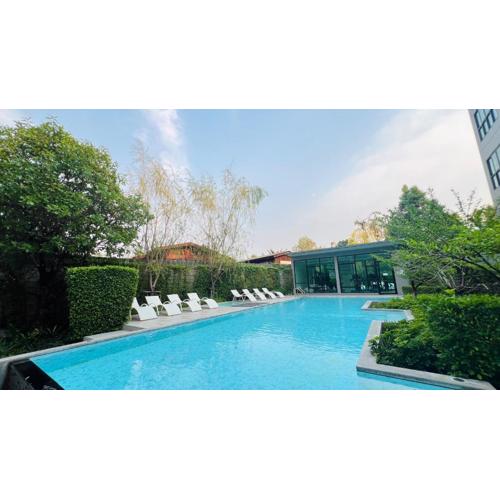 Near Maya nimman 1BR condo