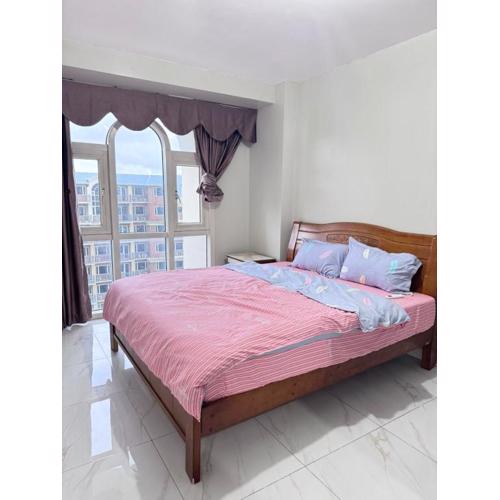 Near Moa Facing pool view WP1603 Monarch Parksuites