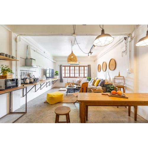 Near One Nimman 4Bedrooms TownHouse