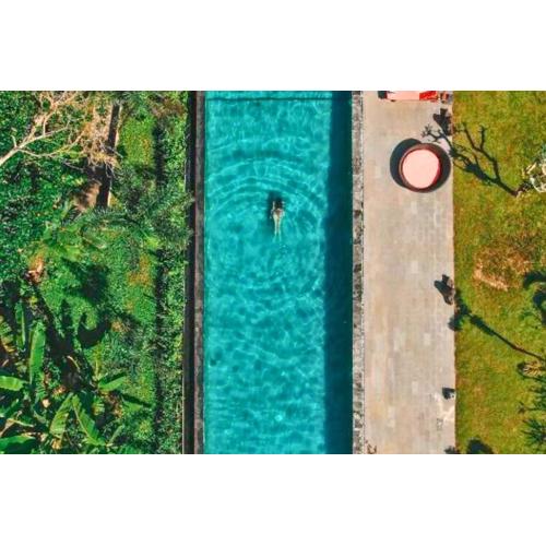 Neena 1 BR Suite ZN245