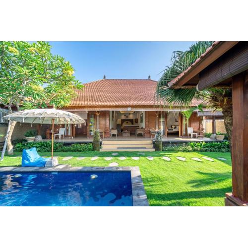 Nelayan Home, 2 Bedroom Villa with garden near the sea