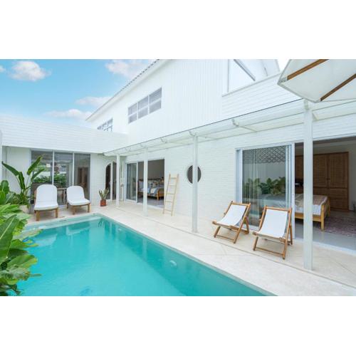 Neuf Villa - Near Melasti Beach