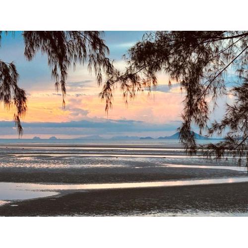 Neverland Beach Village Bungalows