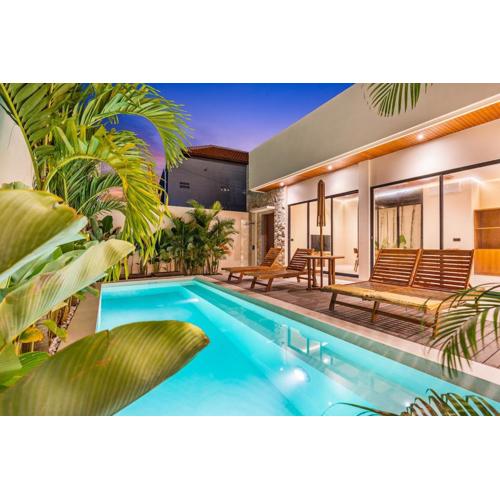 New 2BR Villa with Private Pool and Rooftop