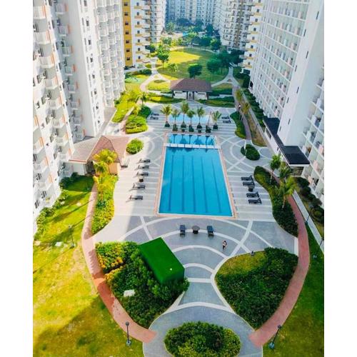 New 2BR w/ Netflix and mini Karaoke @Casa Evangelista near NAIA