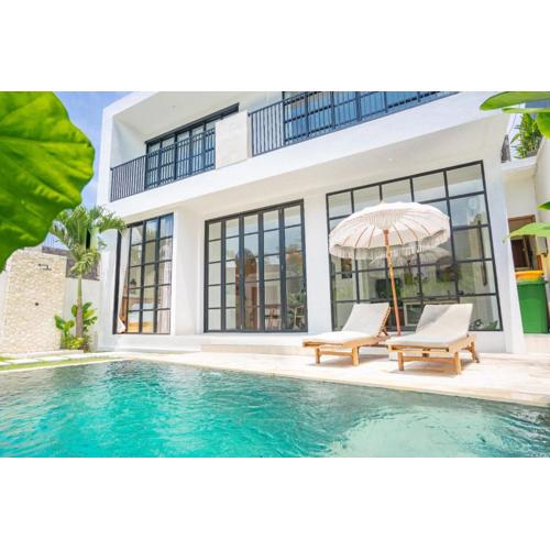 New 3Bed-3bath Villa Canggu