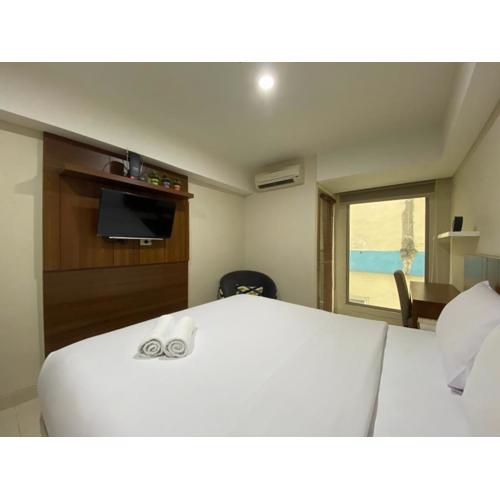 New and Homey Studio Apartment at Warhol (W/R) Residence By Travelio