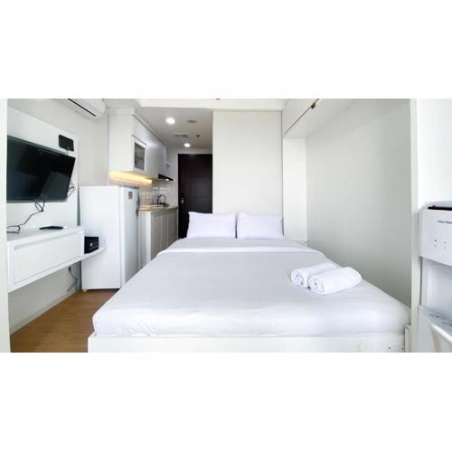 New and Modern Studio at Daan Mogot City Apartment By Travelio