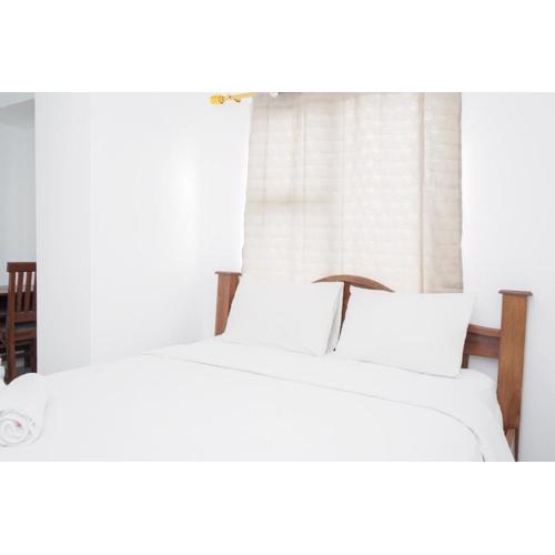 New and Simply Studio at Urbantown Serpong Apartment By Travelio