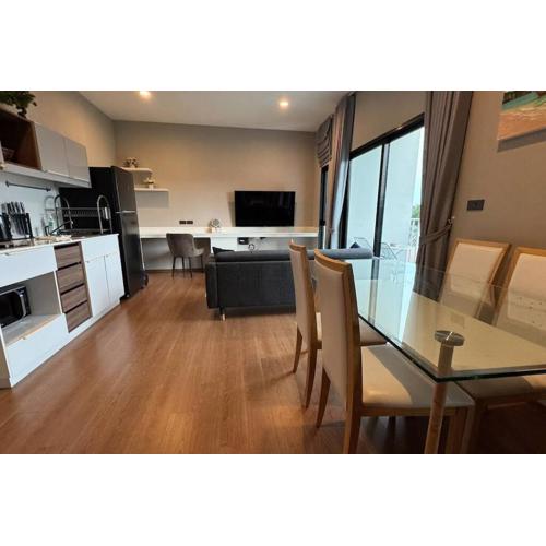 New apartment with a picturesque view at The Title V