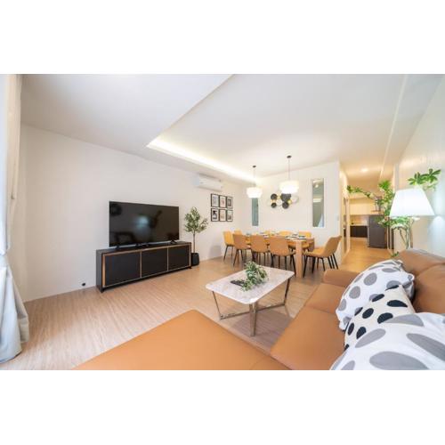 NEW Beachside Patong 50m or less min walk