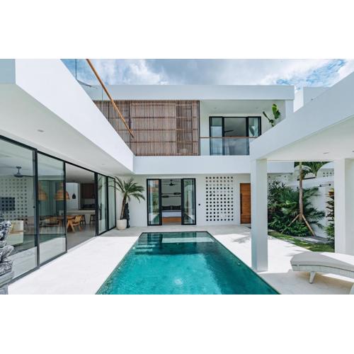 NEW Canggu Rooftop, 3BR Pool, Bathtubs & Luxe Balcony