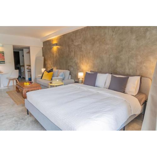 [NEW] Cozy Modern Studio with Pool & Gym