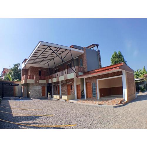 New dTopadan Guest House