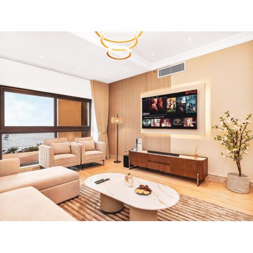 New Fairmont Residence with private beach on PalmJumeirah