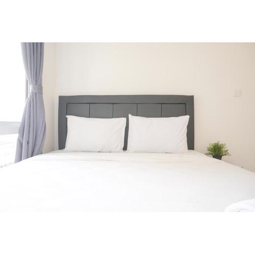 New Furnished and Spacious 2BR Tokyo Riverside PIK 2 Apartment By Travelio