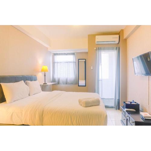 New Furnished Studio Apartment at Gunung Putri Square By Travelio