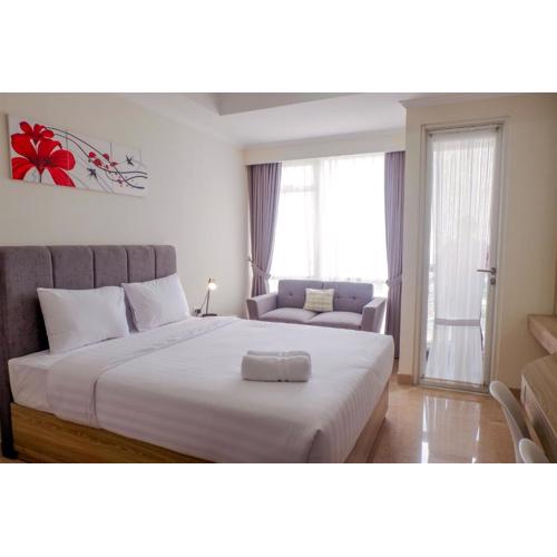 New Furnished Studio Menteng Park Apartment By Travelio