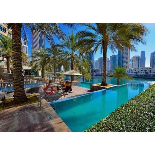 NEW LUX 1 BDR in Marina at Blakely Tower by CEG Group