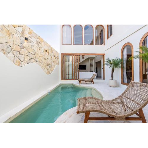 NEW Luxury Villa Anaya with Pool in Great Location