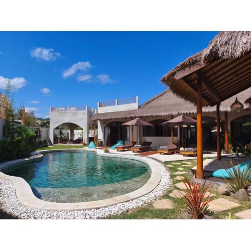 NEW Mavericks, Entertainers Palace, Selong Belanak