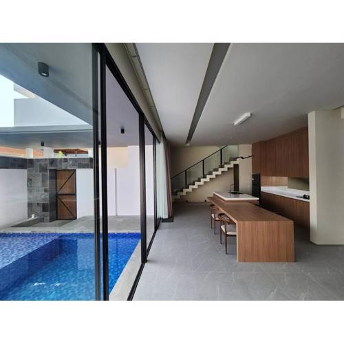 New modern 2BR Private villa- 5mins to the beach