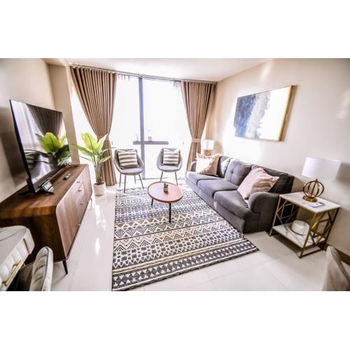 New Modern Luxurious 2Bedroom in Eastwood