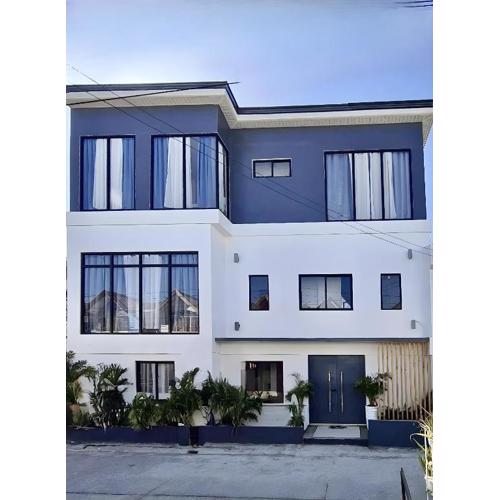 New Modern Suite Near Airport & Beach