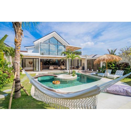 NEW! Palm Island Villa - 4BR Villa in Kerobokan