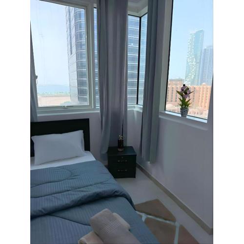 New Phenomenal Room with Sea View