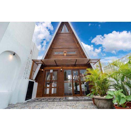 New Stylish 1BR Villa, Canggu