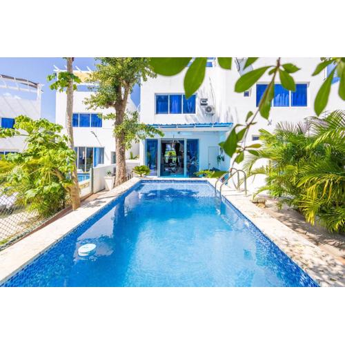 New Stylish 3BR Villa with Private Pool & Terrace