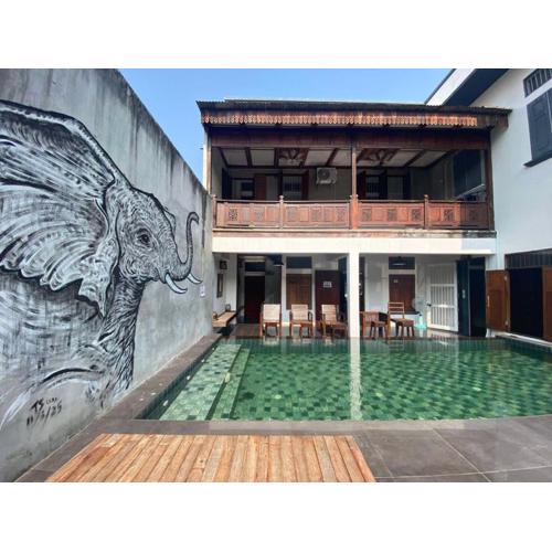 New Town - NT Hostel