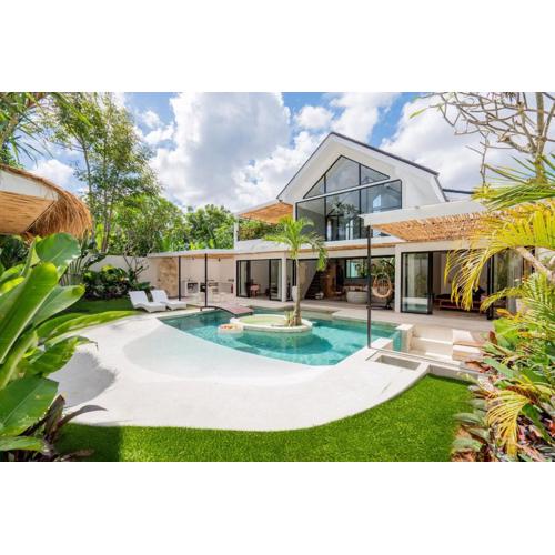 NEW! Villa Aurora - 4BR Villa in Kerobokan