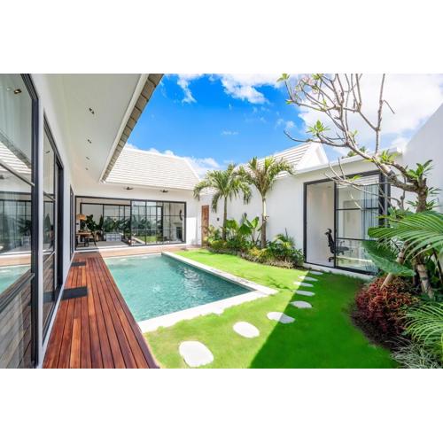 NEW! Villa Rawi - 3BR Villa in Kedungu