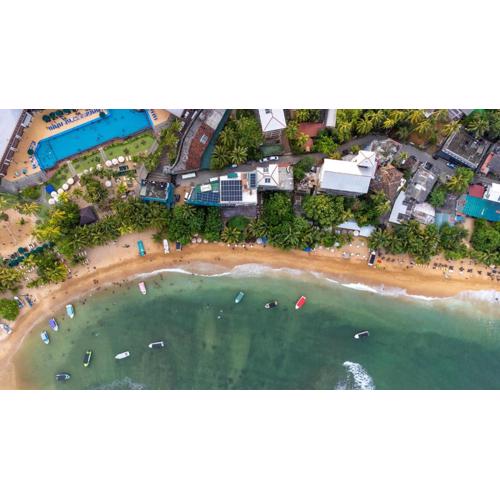 New Wave Beach Resort Unawatuna