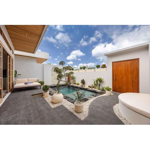 NEW! Zen Minimalist AC Living 1BR Romantic Villa Prime Location Next To Berawa Canggu With Private Pool